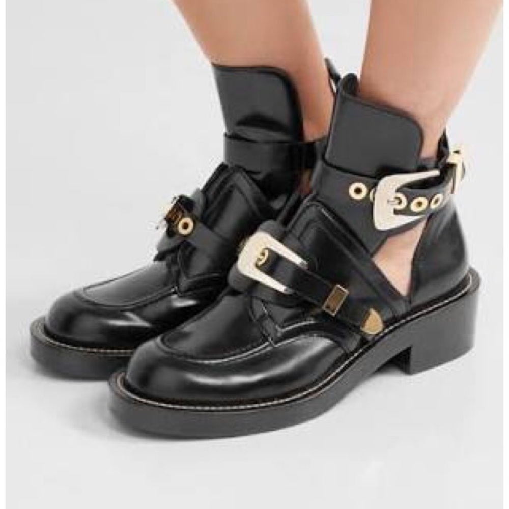 Leather Cutout buckle boot